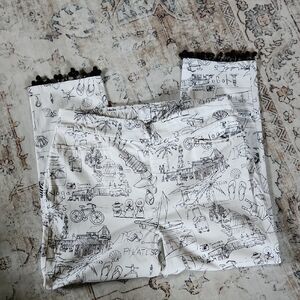 Chico's Women's Black and White Vacation Print Pants Size 1 US Size 8
